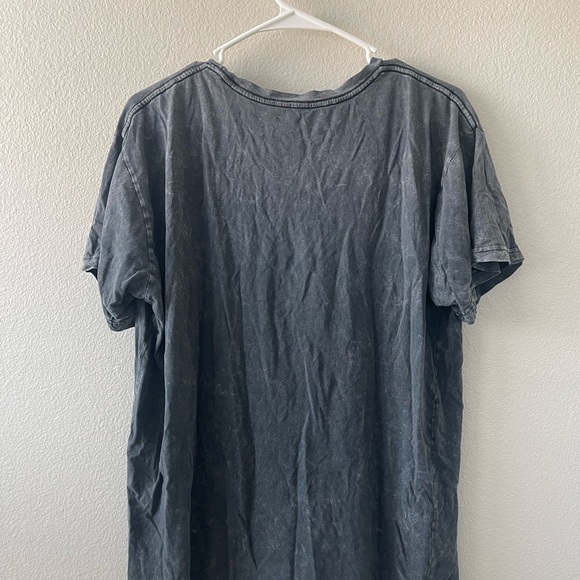 Vintage Style Queen Band T shirt - Picture 6 of 6